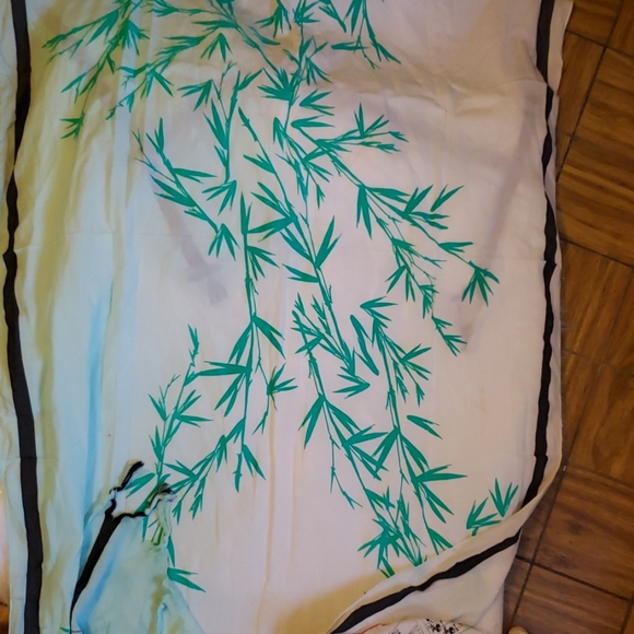 Leigh & Luca Anthropology Bamboo Scarf - Picture 6 of 8